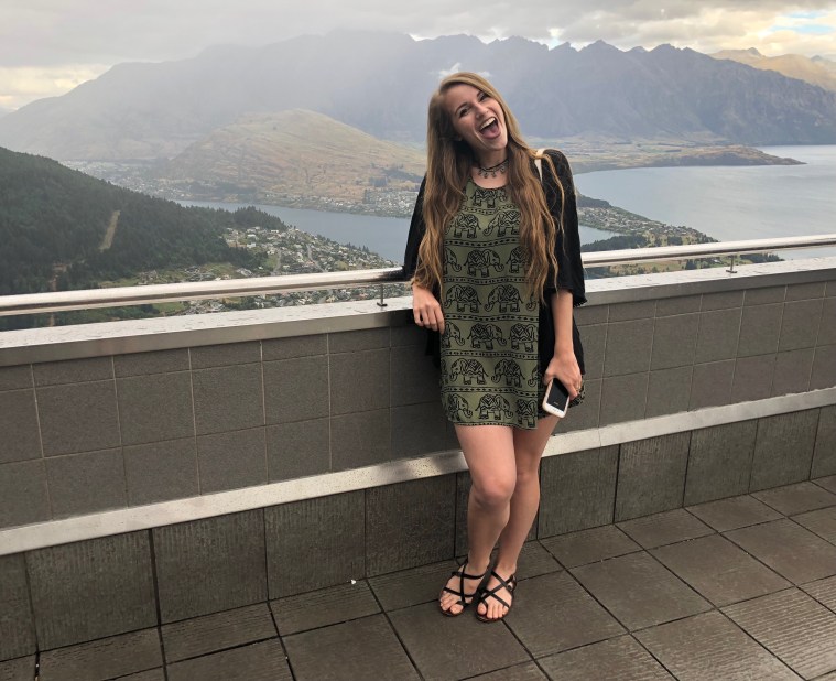 54085AD6-B57A-4DB0-AFD8-96A2247E164C